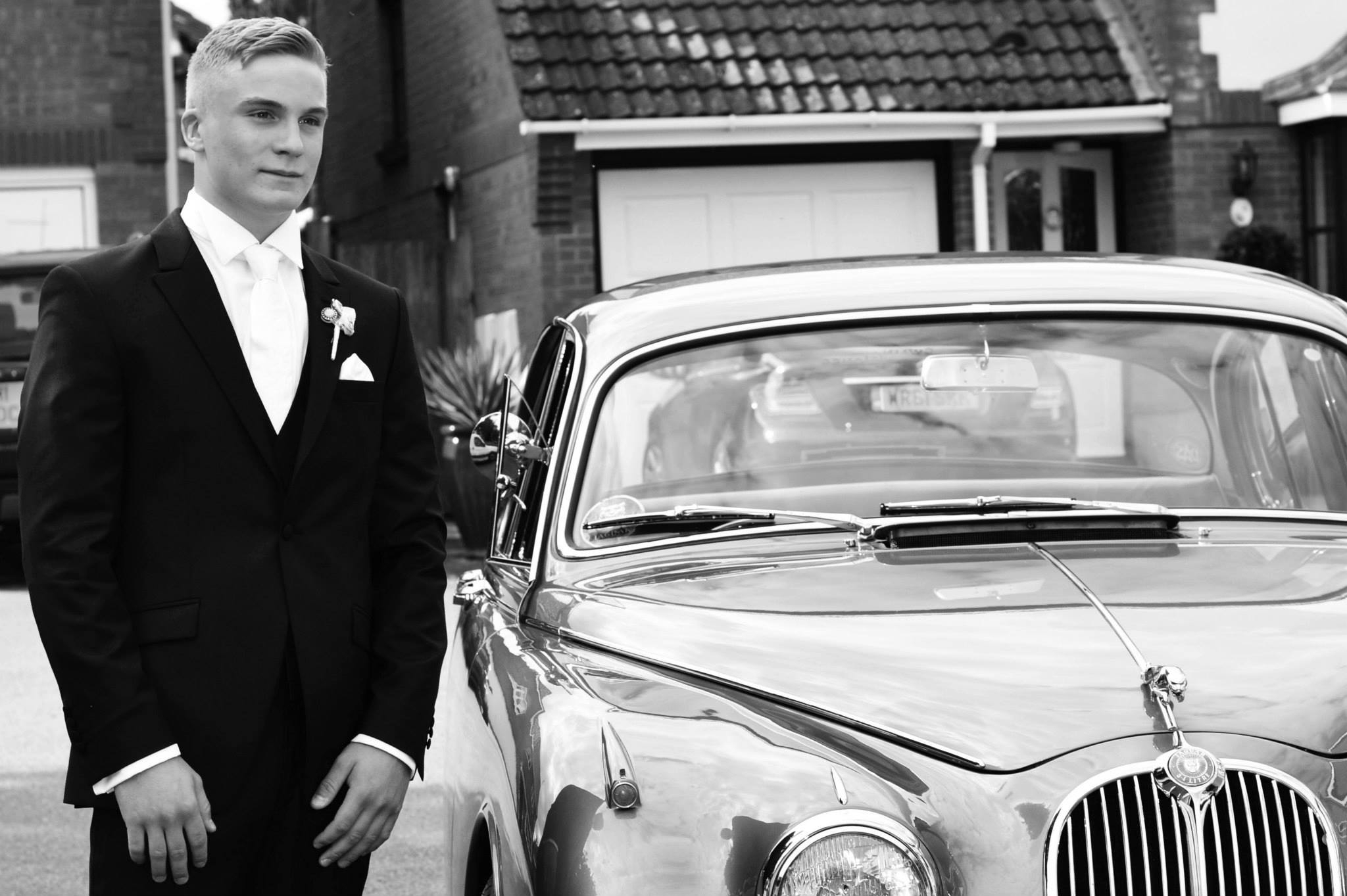 Award-winning men's formal hire — Stephen Bishop Suiting